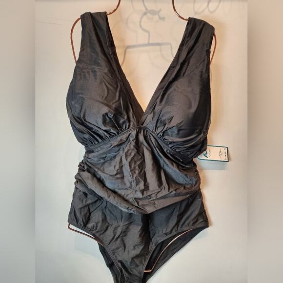 New Black One Piece Swimsuit Sexy Bathing Suit Peek A Boo Size XL - Picture 13 of 16